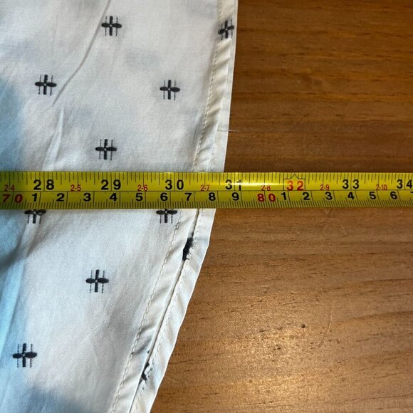 Volcom Men's Bankstone Short Sleeve Classic Fit Shirt LARGE in Dirty White - Picture 8 of 8